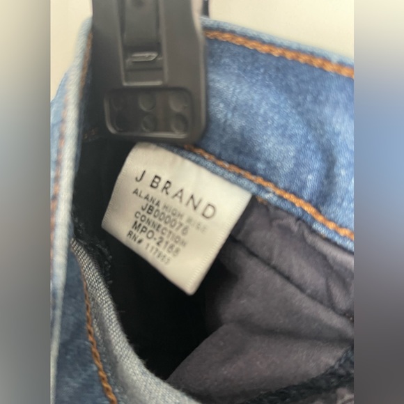 J BRAND ALANA HIGH RISE - Picture 5 of 5